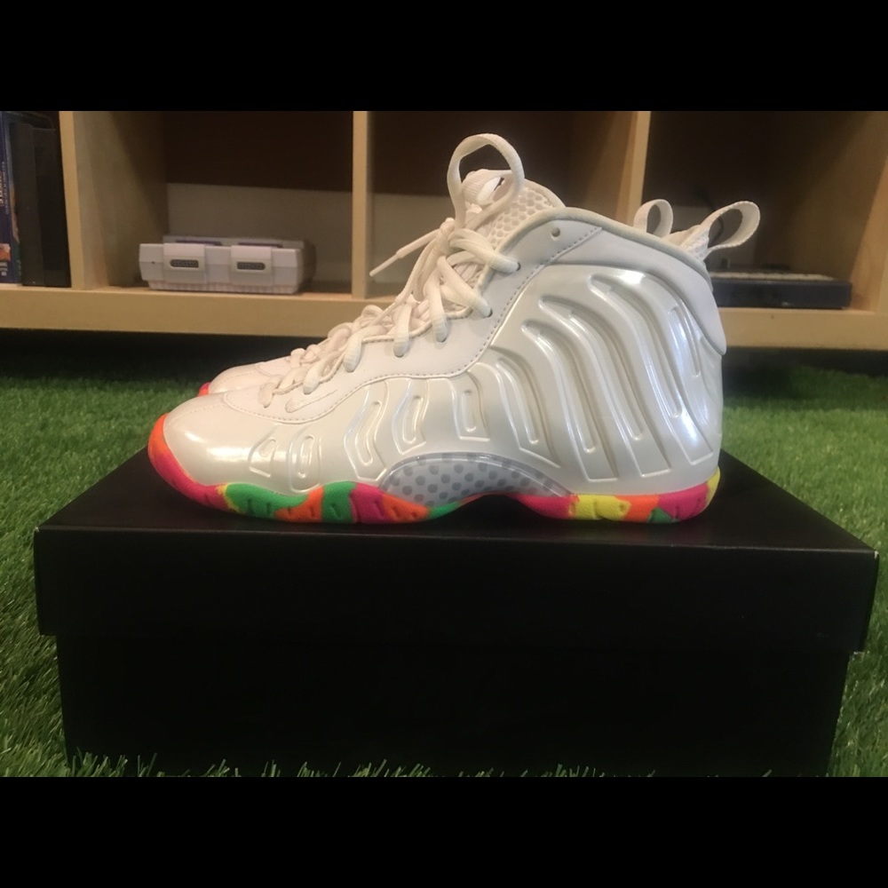 Nike little posits pro